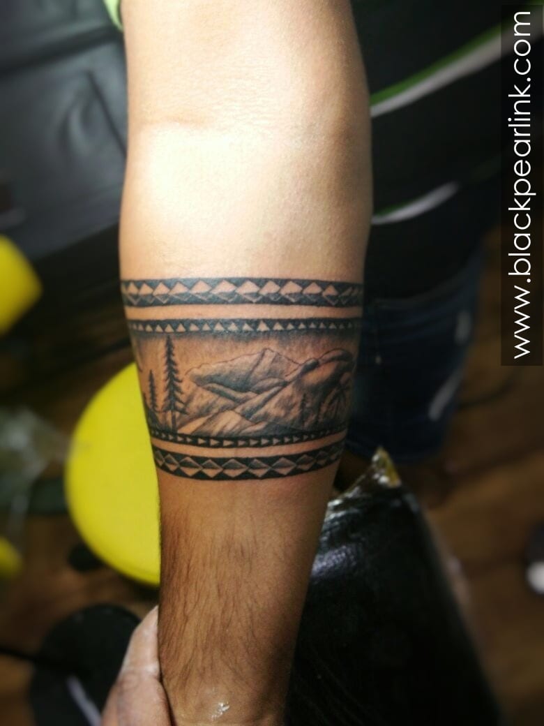 Maori polynesian tattoo border Tribal sleeve seamless pattern vector  Samoan bracelet tattoo design fore arm or foot Armband tattoo tribal band  fabric seamless ornament isolated on white background Stock Vector  Adobe