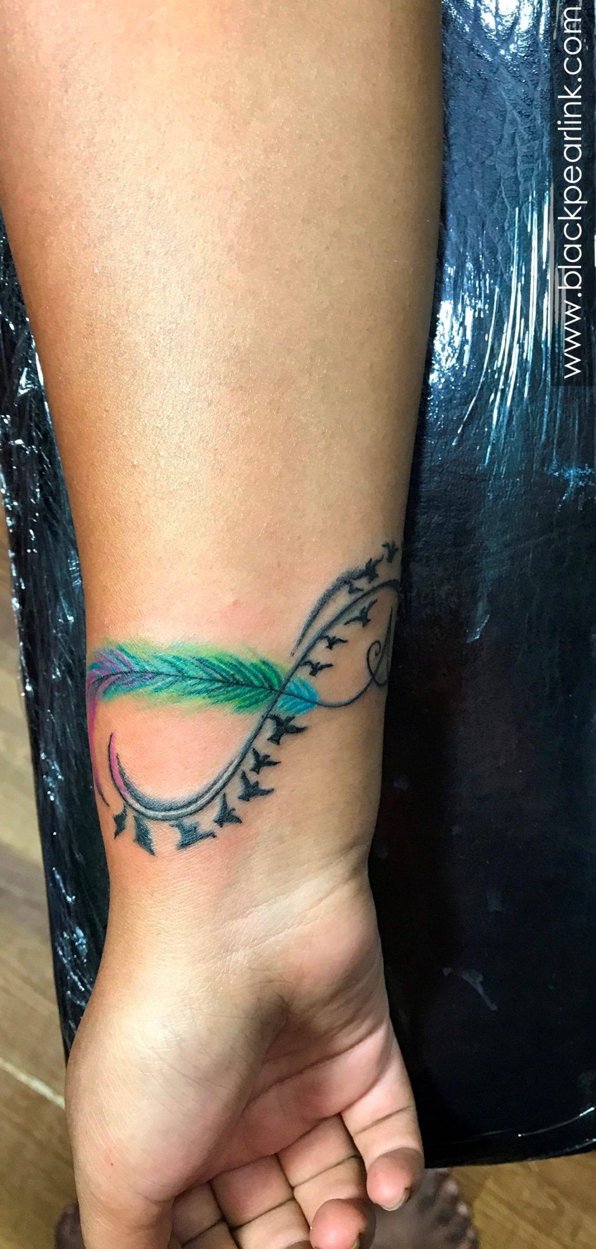 60+ Beautiful Female Feather Tattoo Design Ideas (2023 Updated) | Feather  tattoo design, Feather tattoos, Feather tattoo wrist