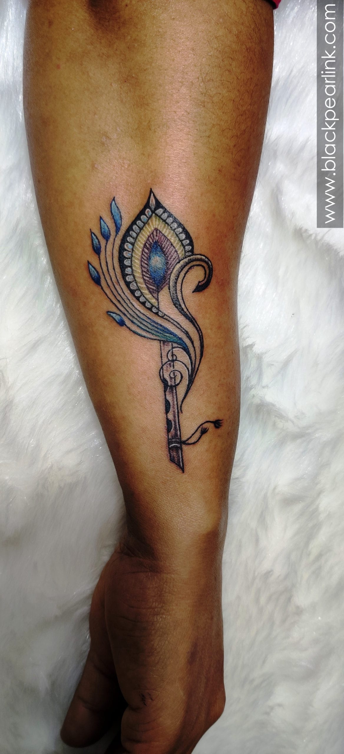 Aggregate 137+ small flute tattoo best